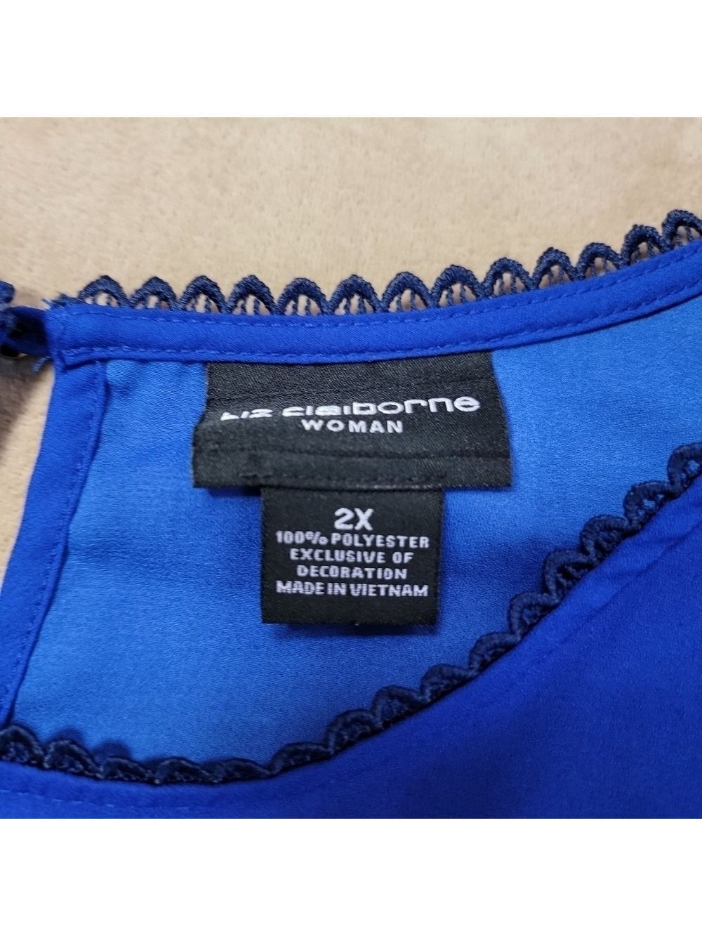 Liz Claiborne Woman Sleeveless Royal Blue Blouse Size 2X EUC - Picture 5 of 10